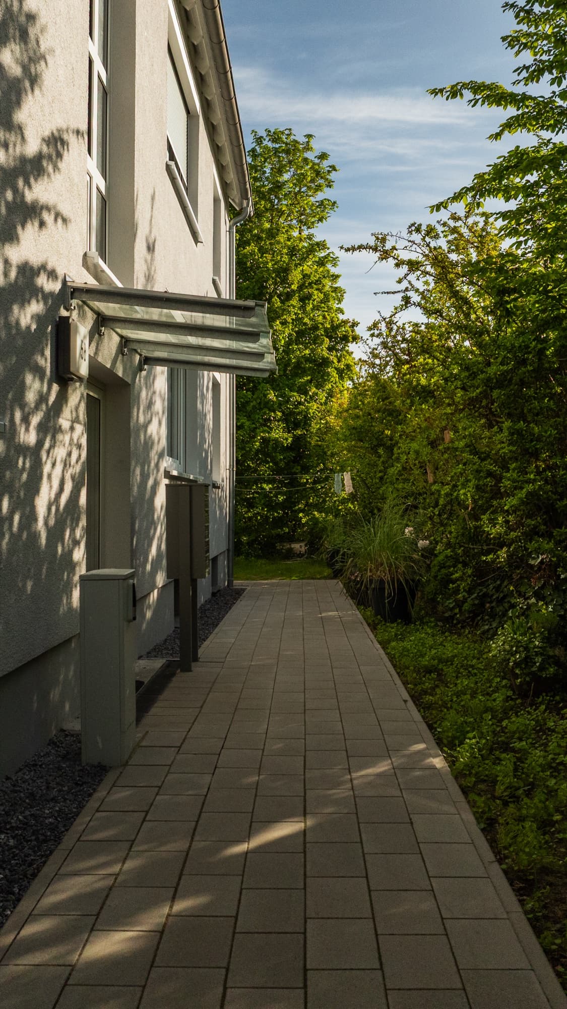 Drohnenfoto Mehrfamilienhaus aus der Luft